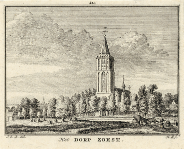 200832 Gezicht op het dorp Soest met de Nederlands Hervormde kerk uit het zuidwesten.